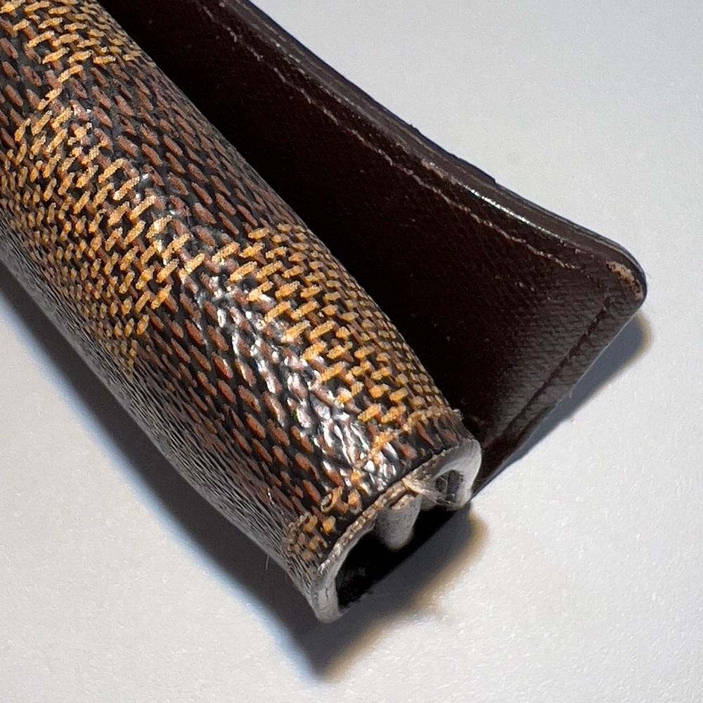 Louis Vuitton Wallet - Picture 13 of 16